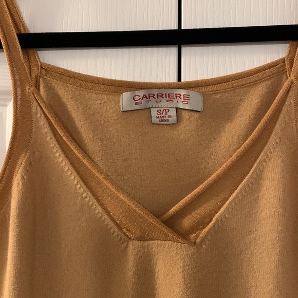 VGUC Carriere studio top - Picture 2 of 6